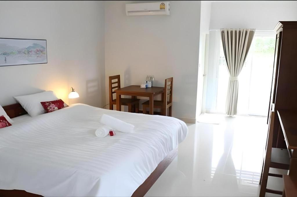 Hotel Iyara Residencia Trat Exterior foto