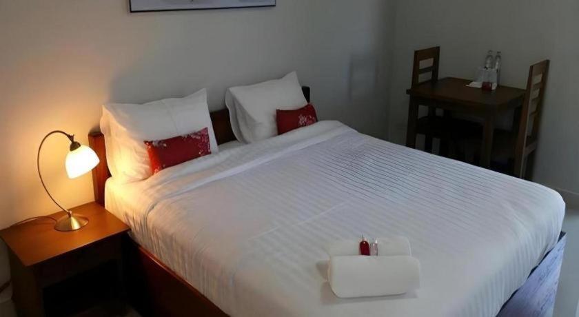 Hotel Iyara Residencia Trat Exterior foto